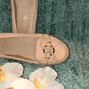 Aldo beige suede slip on Ballet/Loafers & Gold